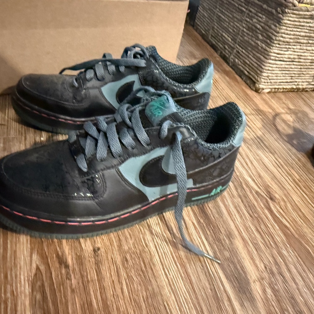 Nike Air Force One Youth Size 5